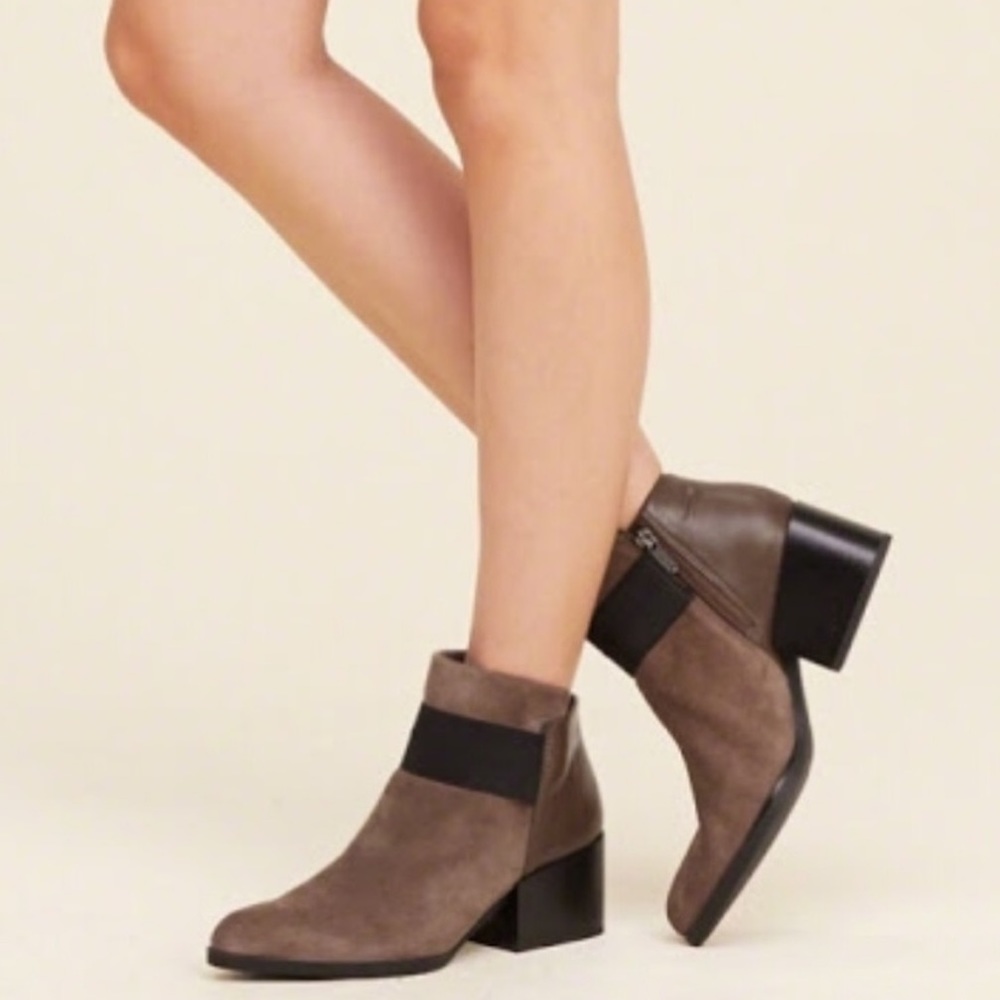 Circus by Sam Edelman Suede Rafa Walnut Booties